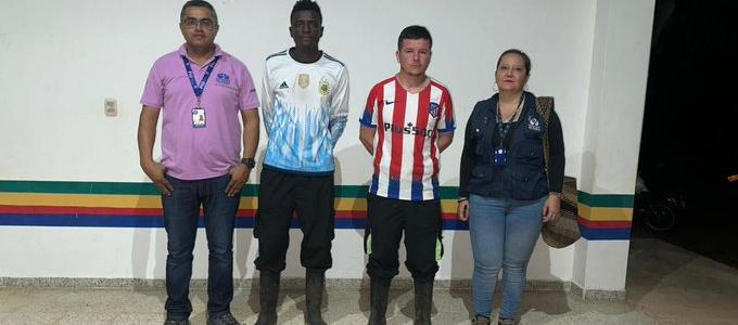 Los dos soldados liberados en la noche de este martes. 