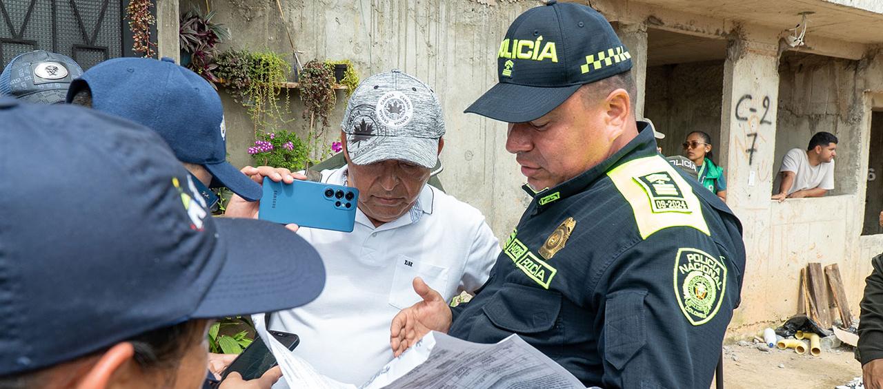 Policía restituyó el predio Sauces II.