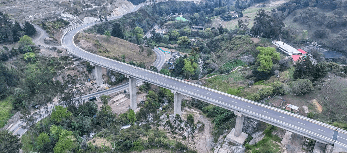 Autopista Pamplona-Cúcuta.