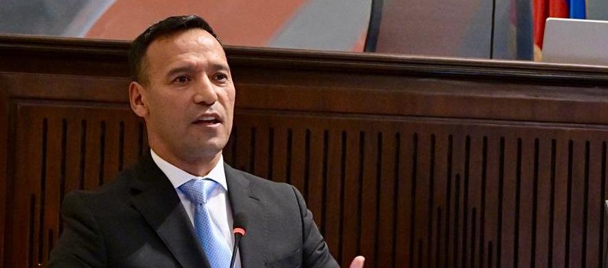 Pedro Sánchez, ministro de Defensa.