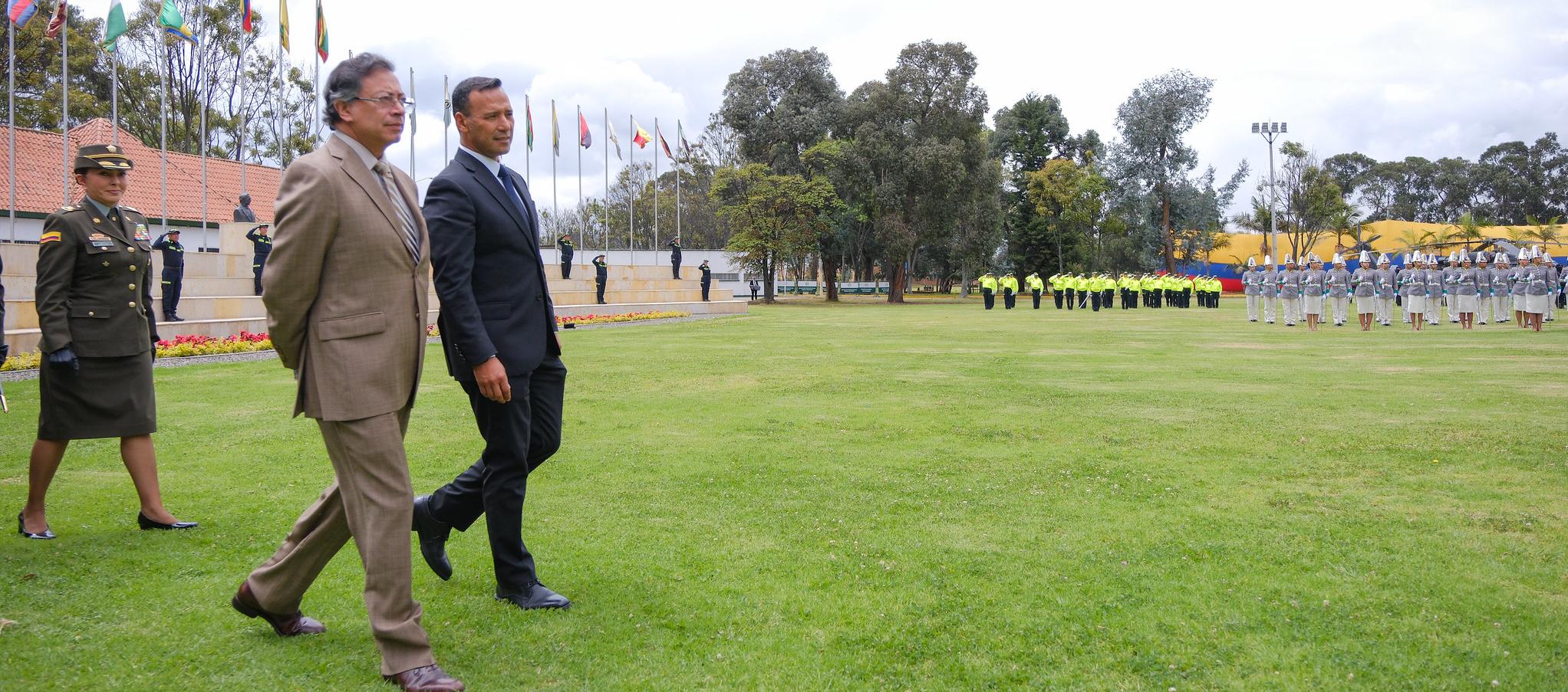 El Presidente Gustavo Petro y el Ministro de Defensa, Pedro Sánchez.