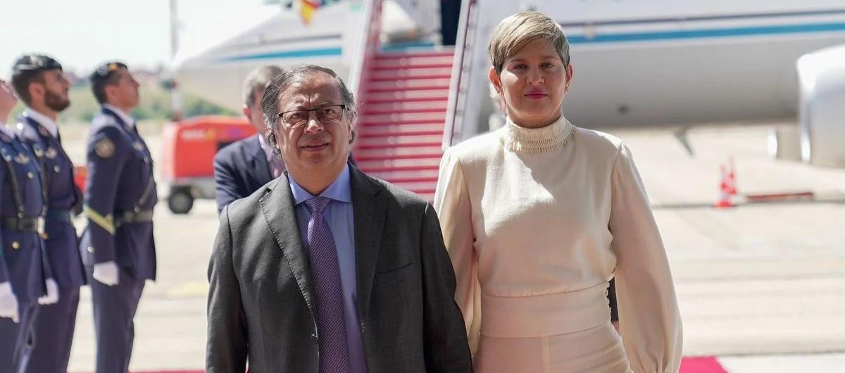 El Presidente Petro y Verónica Alcocer.