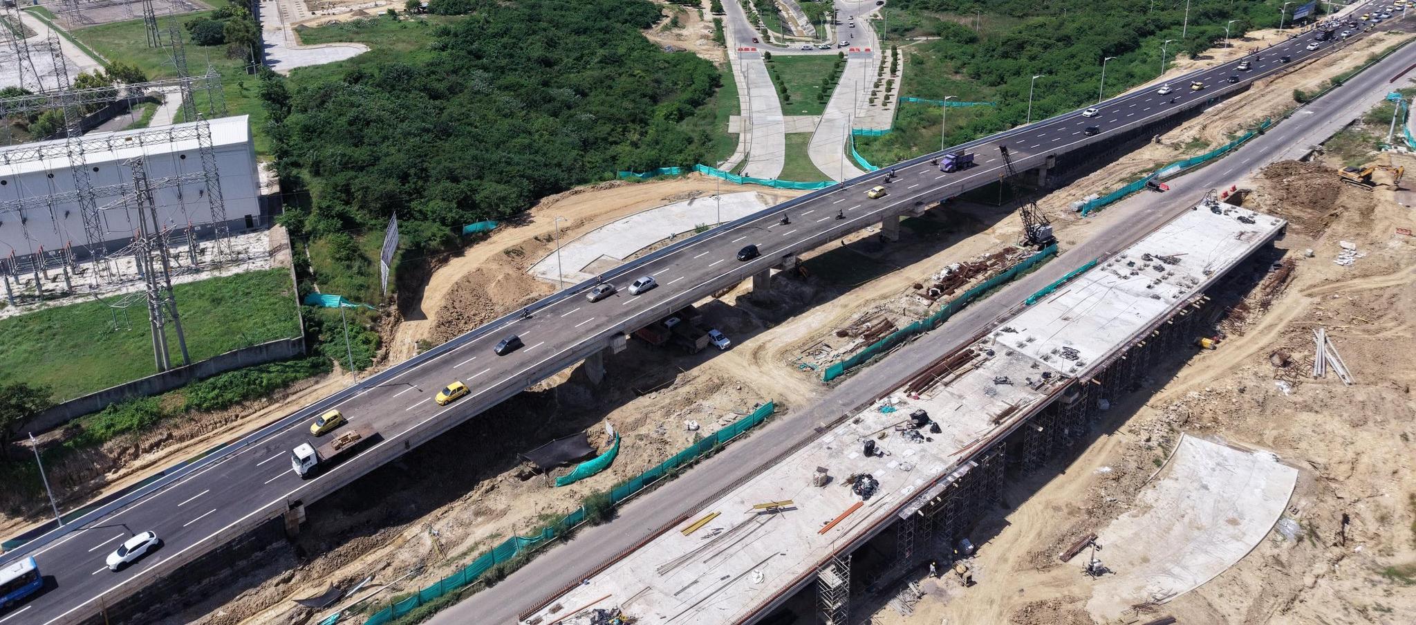 Imagen del megapuente norte-sur.