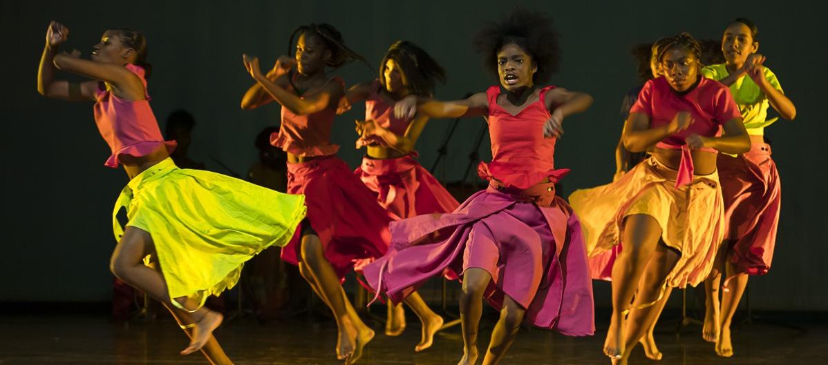 Raíces Comaé de Casa Tumac.