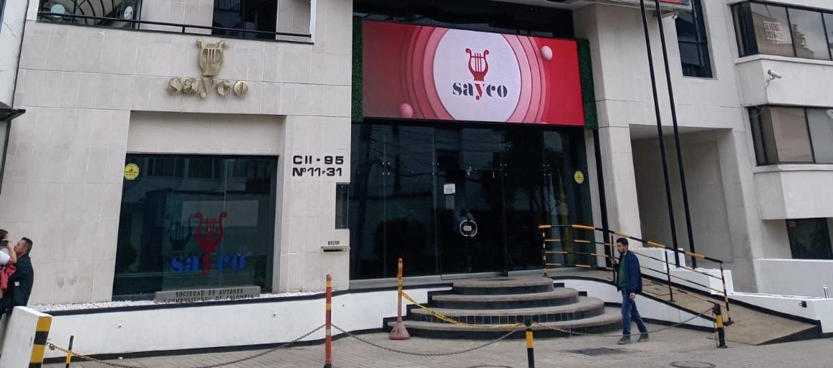 Fachada de Sayco.