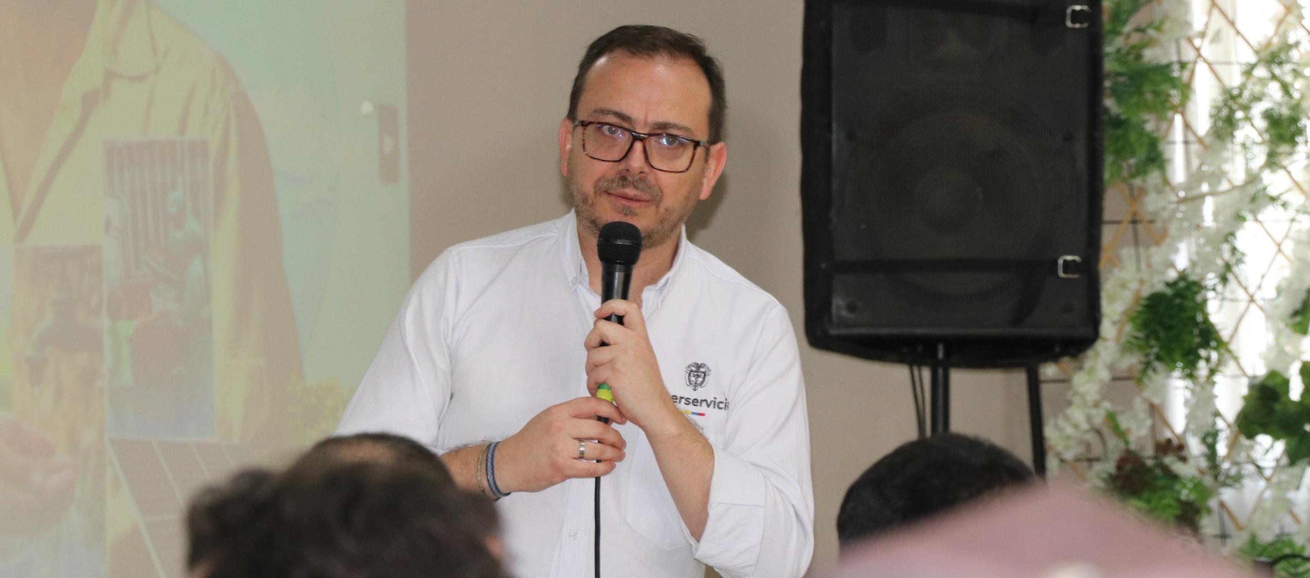 El superintendente de Servicios Públicos, Felipe Durán Carrón.