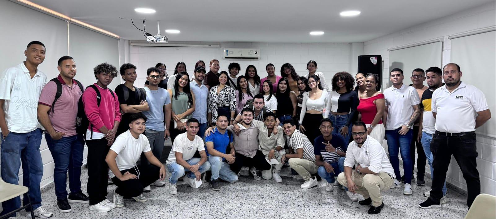 Estudiantes de Ingeniería Industrial.