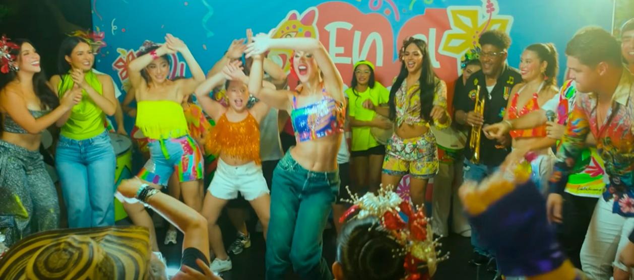 Exreinas hicieron parte del video. 