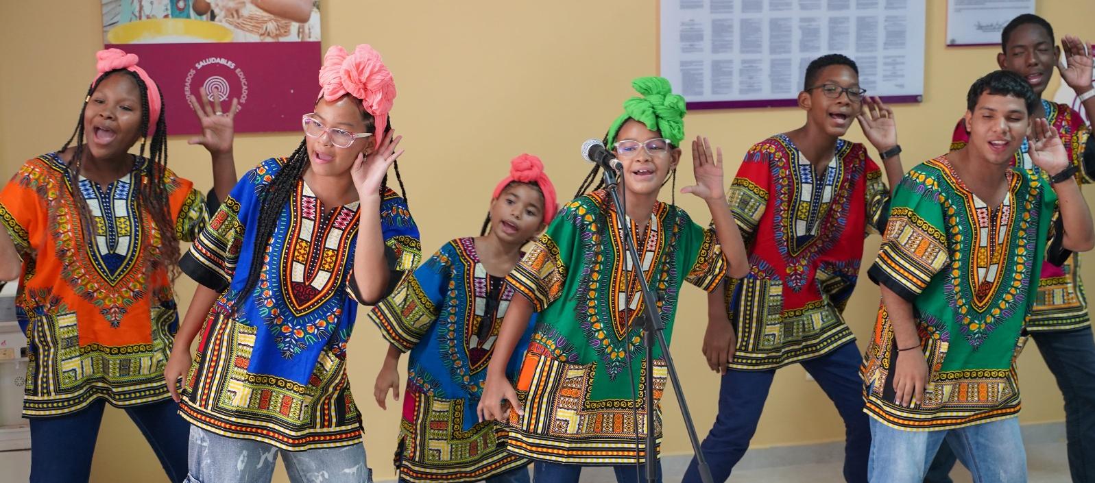 Niños apadrinados por Children Internacional Colombia.