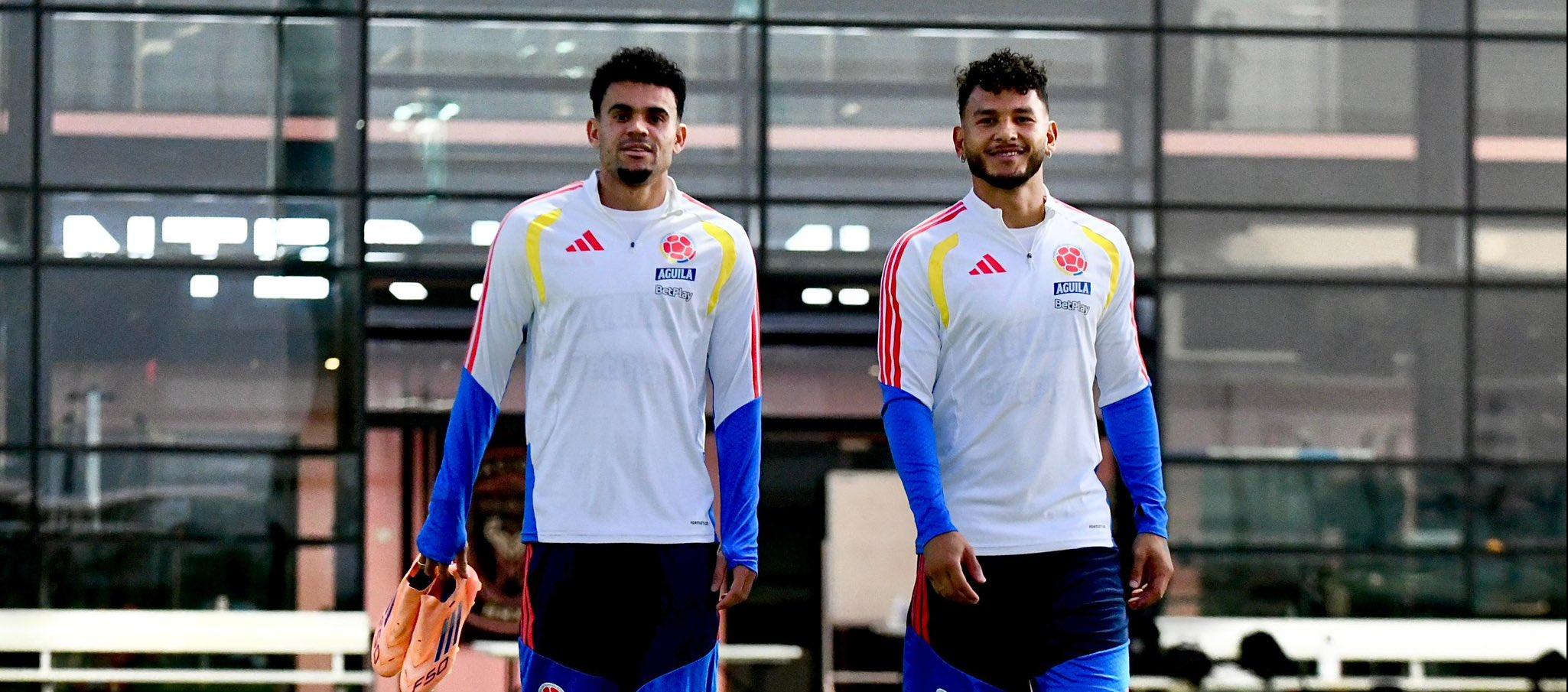 Luis Díaz y Luis Suárez, delanteros con buen presente al servicio de la Selección Colombia. 