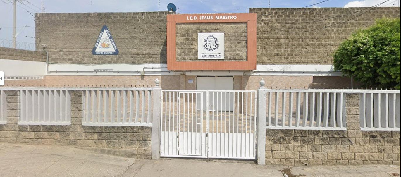 Fachada de la IED. Jesús Maestro. 