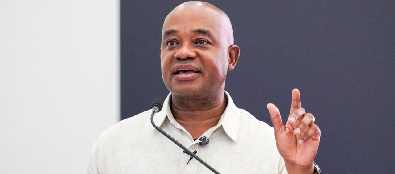 Luis Gilberto Murillo, precandidato presidencial.