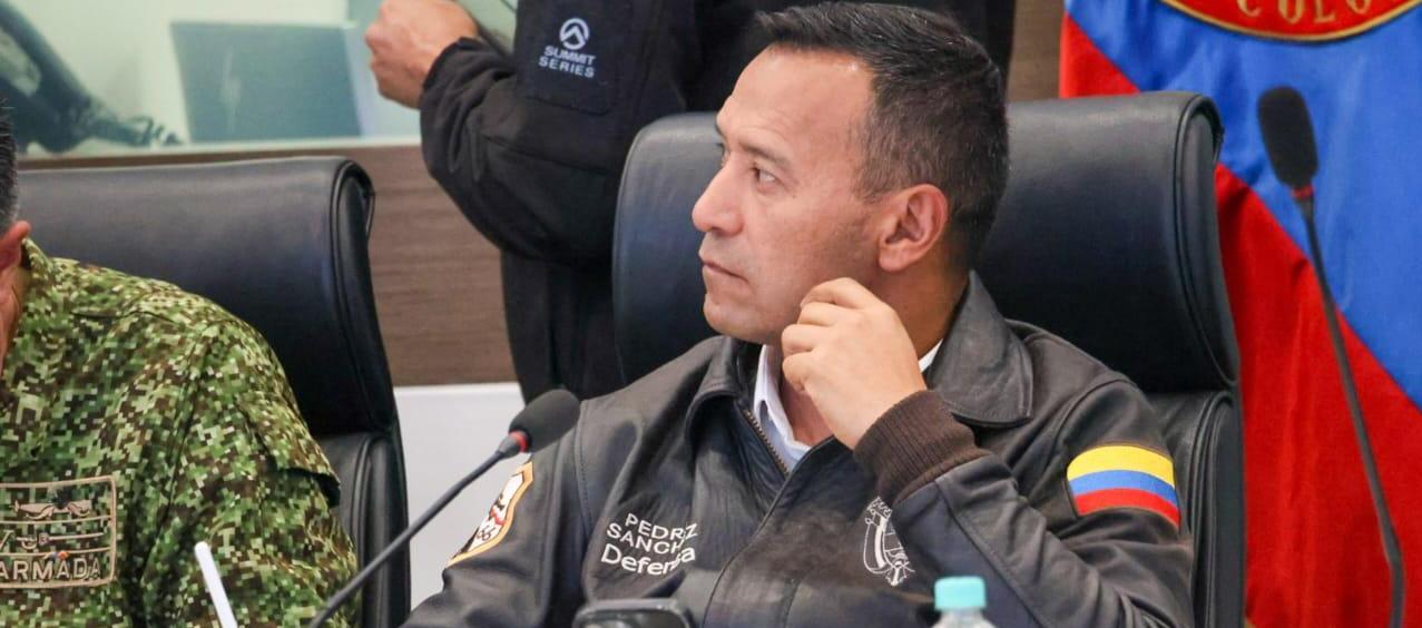 Pedro Sánchez, ministro de Defensa. 