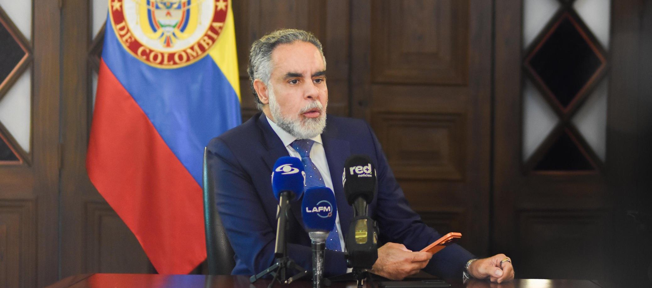 Armando Benedetti, ministro del Interior.