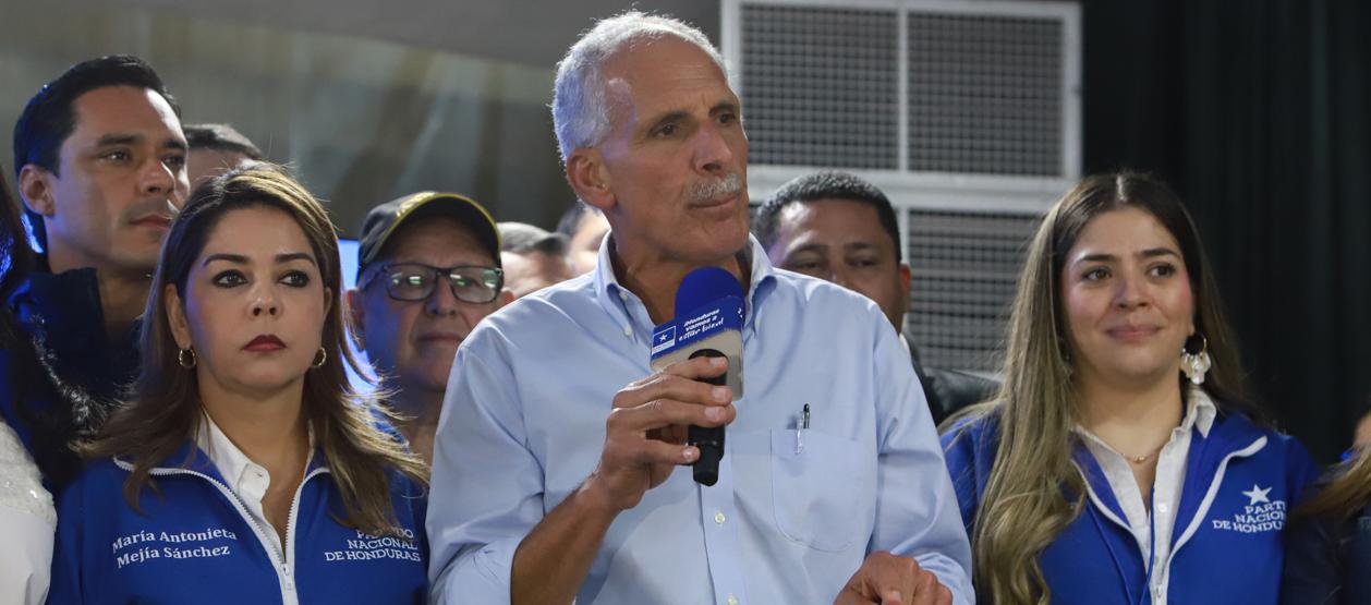 El conservador Nasry 'Tito' Asfura.