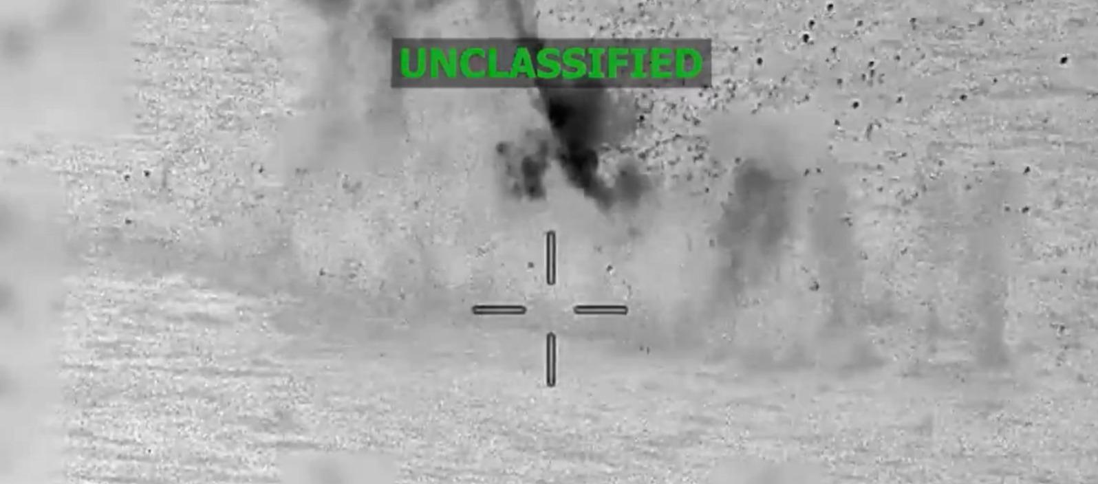 Ataque contra una lancha en el Pacífico. 