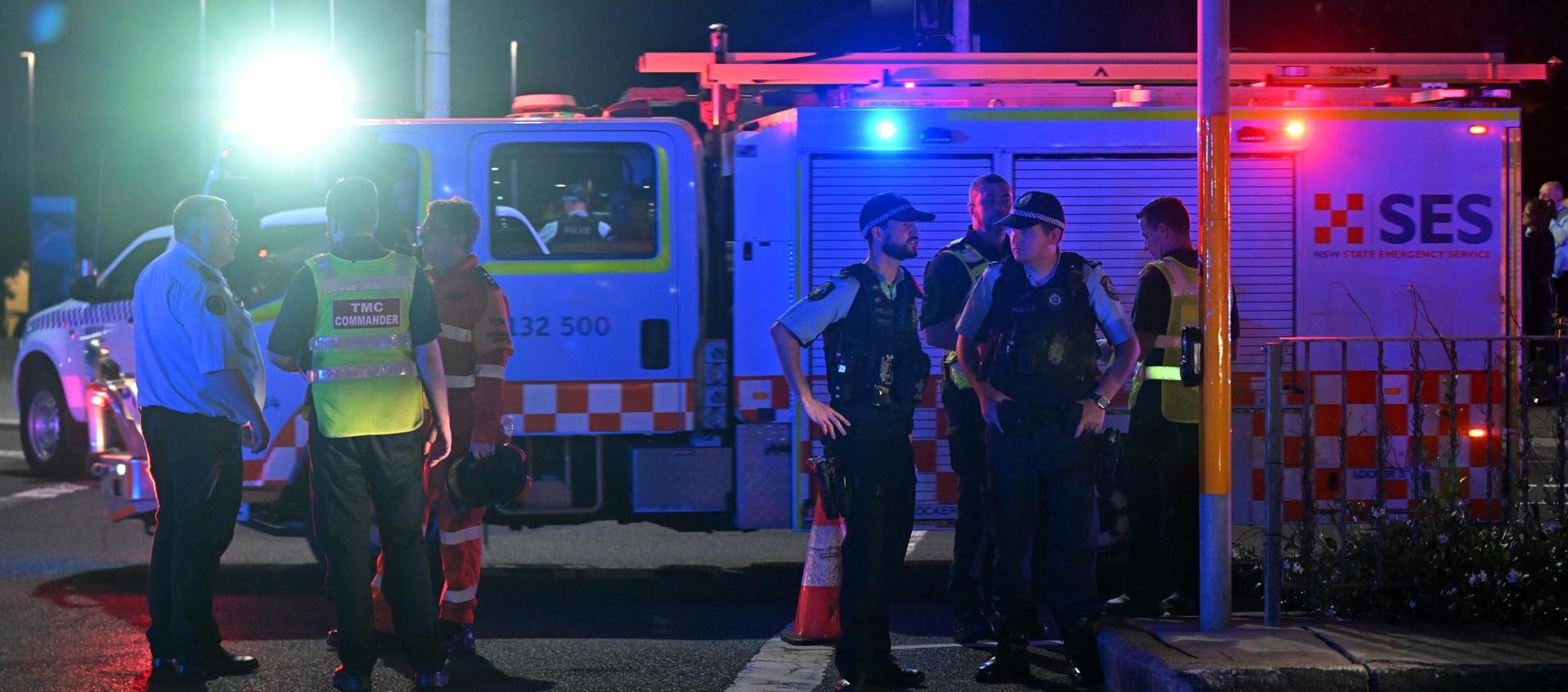 Policía de Australia en el lugar de los hechos.