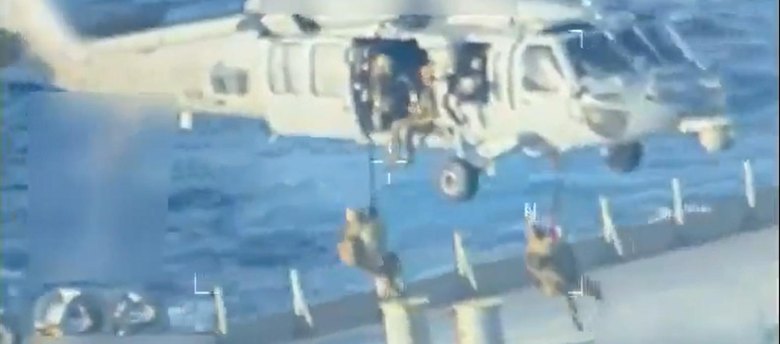 Operativo de los Estados Unidos incautando petrolero venezolano