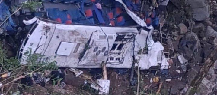 Bus después del accidente.