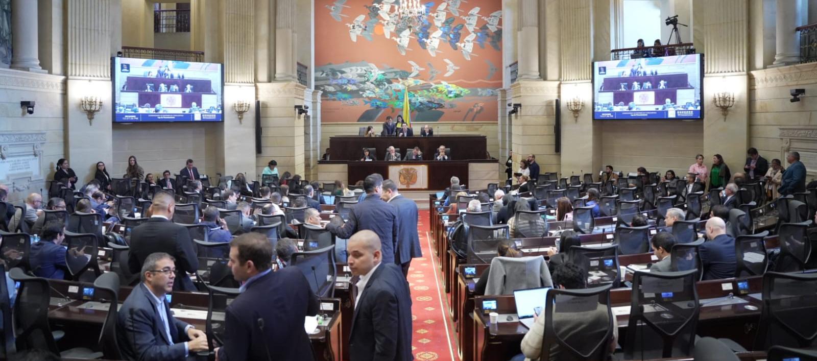 Comisiones Económicos del Congreso.