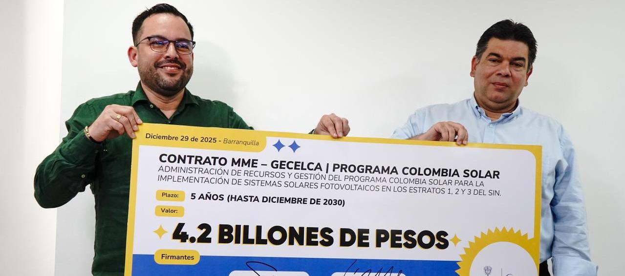 Edwin Palma, ministro de Minas y Energía, junto a Erick Wehdeking, presidente (e) de Gecelca.