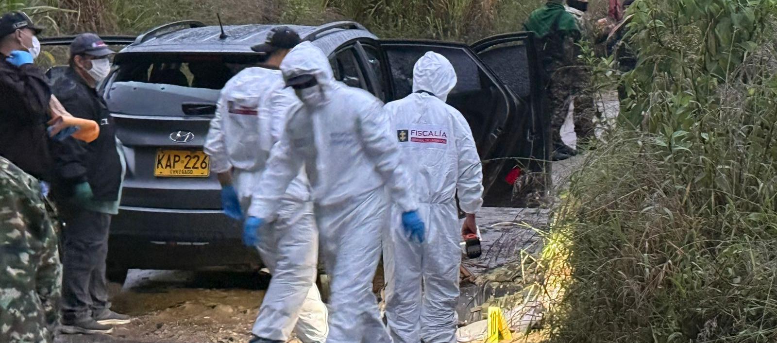 Levantamiento de los cuerpos en la vereda El Recreo, zona rural del municipio de Nariño, Antioquia. 