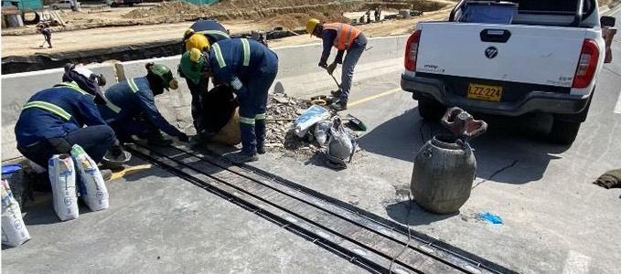 Trabajos en el puente norte-sur del intercambiador vial de la Circunvalar.