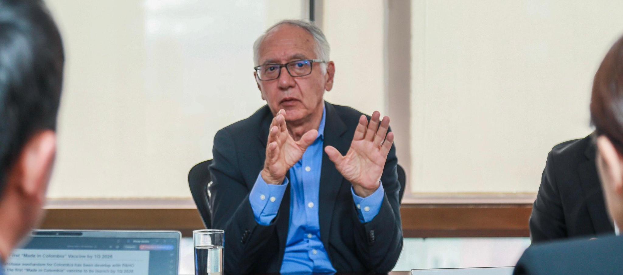 Guillermo Alfonso Jaramillo, ministro de Salud.