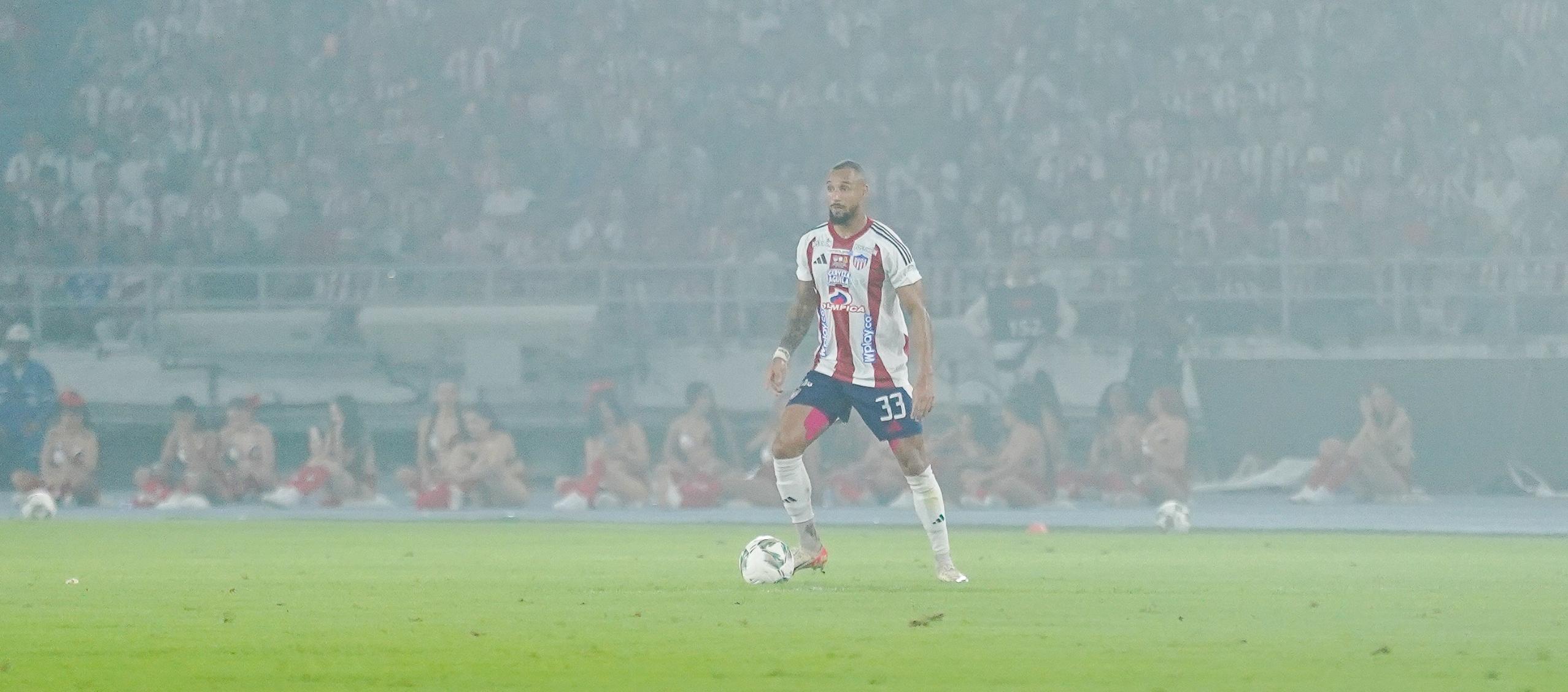 Lucas Monzón en la final contra Tolima.