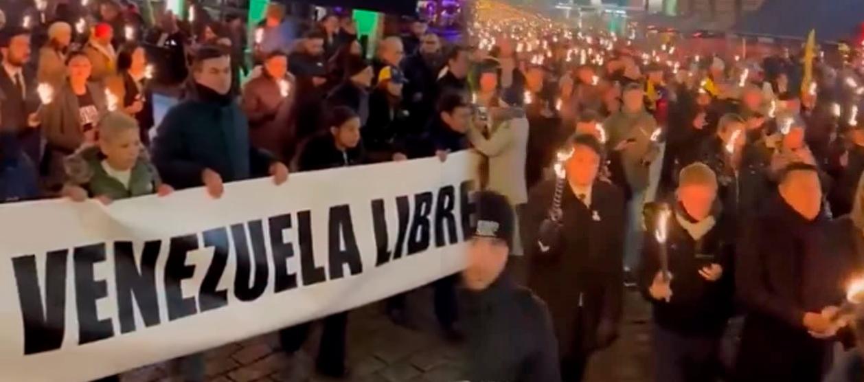 Macha de las Antorchas en Oslo, Noruega. 