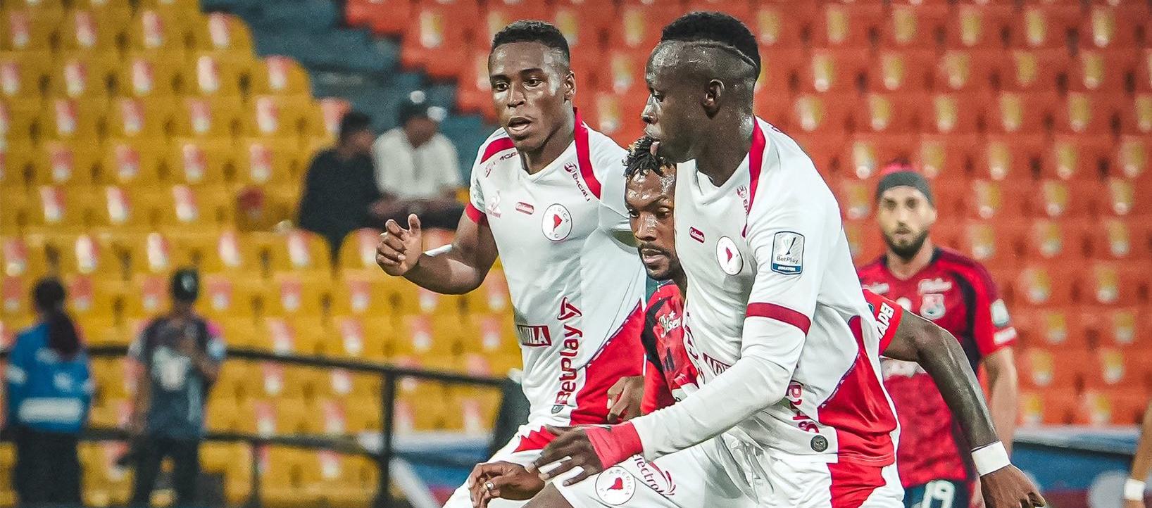 El partido se disputó en el Atanasio Girardot.