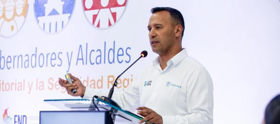 Pedro Sánchez, ministro de Defensa.