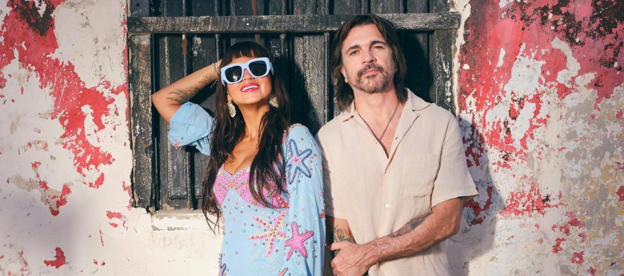 Juanes y Saumet, vocalista de Bomba Estéreo.