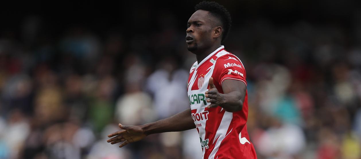 Díber Cambindo llega al Leon procedente del Necaxa. 