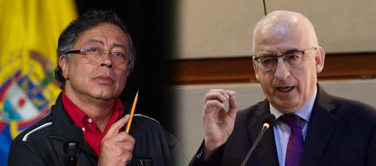 El Presidente Gustavo Petro y el gerente del Banco de la República, Leonardo Villar.