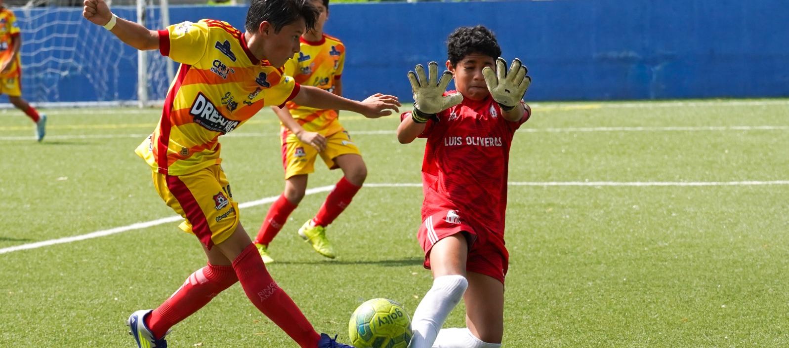 Partido final de la categoría 2013 Premium entre Luis Oliveros y Ringo Amaya. 