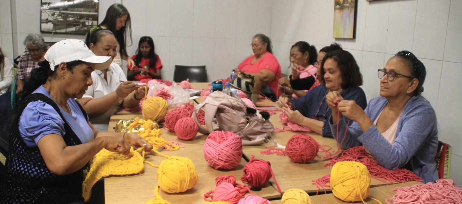 Club de Tejedoras. 