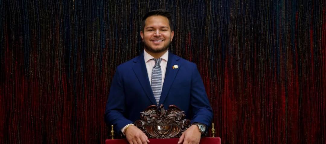 Nicolás Alcocer Petro.