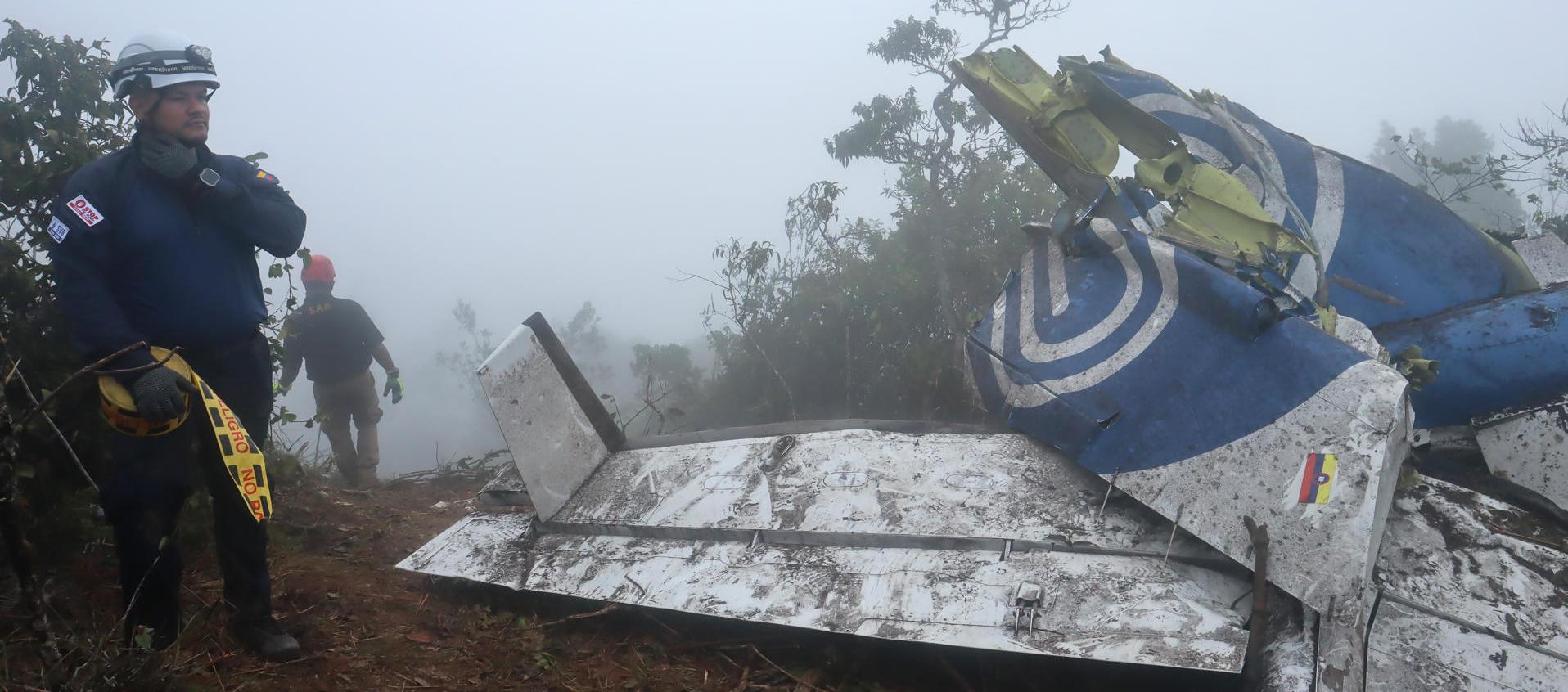 Avión de Satena accidentado.