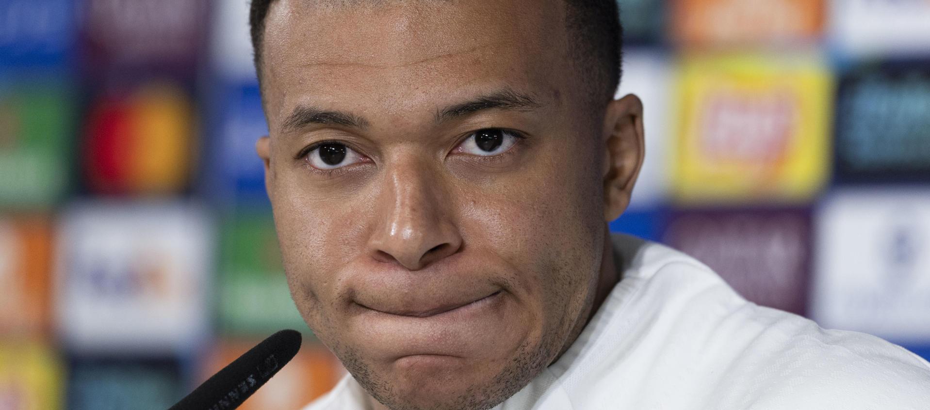 Kylian Mbappé en rueda de prensa este lunes.