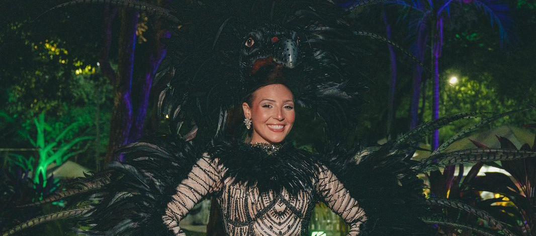 Michelle Char Fernández luciendo la pieza. 