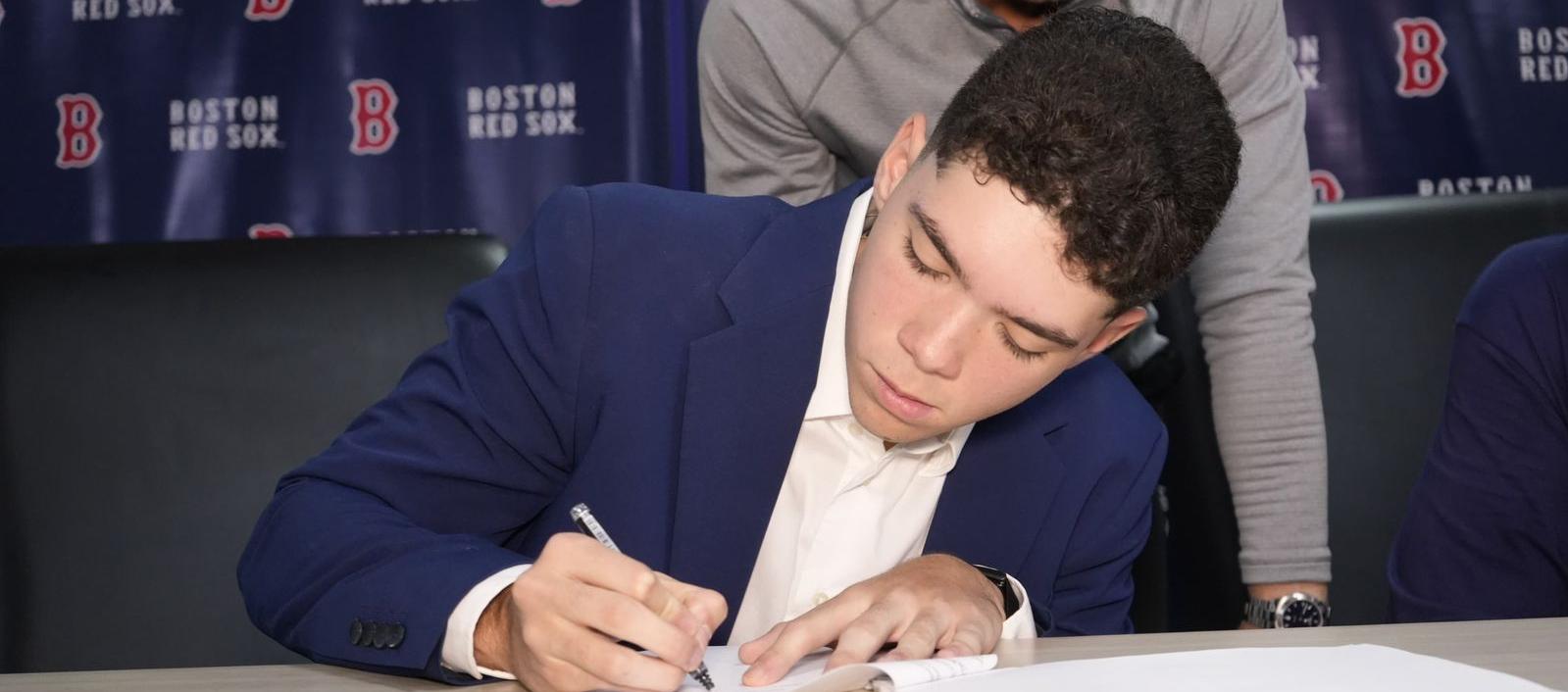 Harry José Canedo Name.