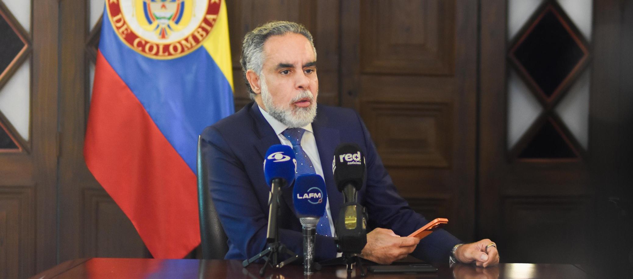 Armando Benedetti, ministro del Interior.