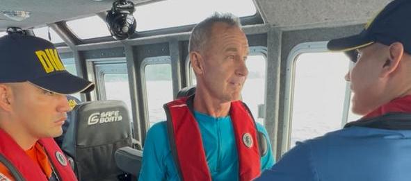 Atención a ciudadano francés.