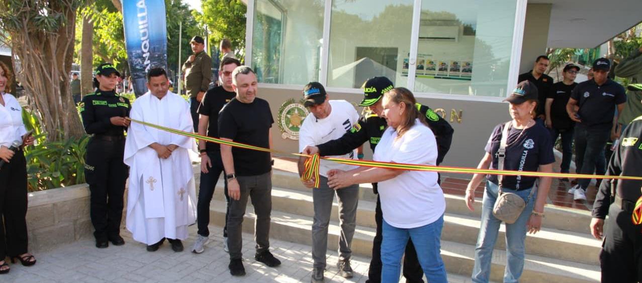 Entrega del CAI El Limón. 