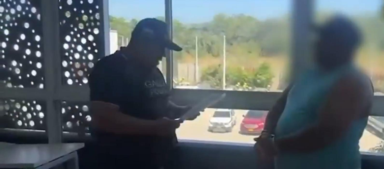 Víctor David Macías Parra, alias ‘Jabalí’, cuando era capturado por la Policía. 