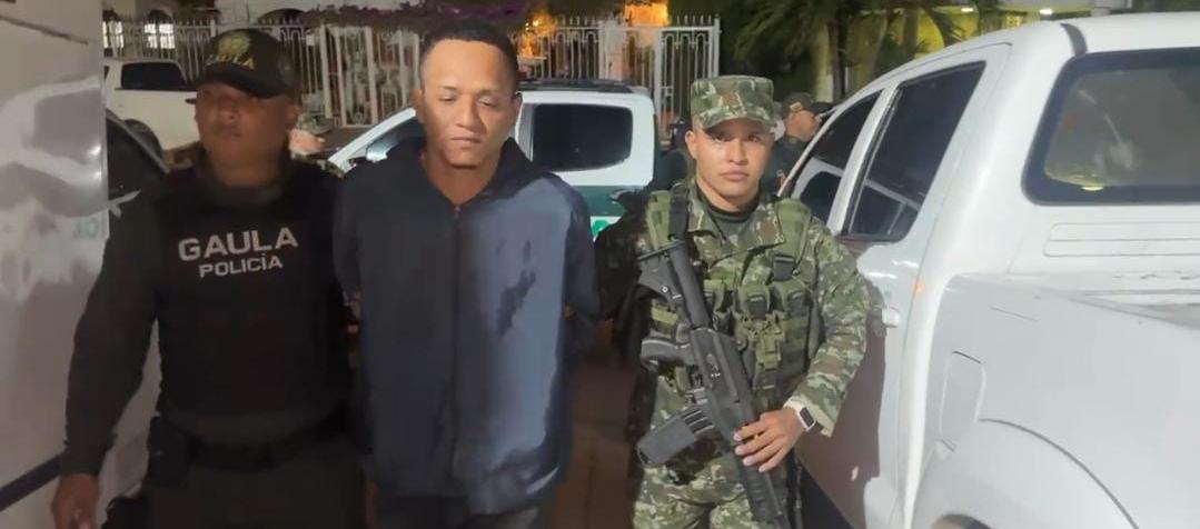 Didier Junior Guerrero Vásquez fue capturado por el Gaula y el Ejército. 