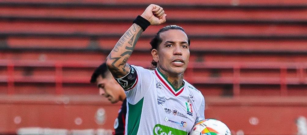 Dayro Moreno celebrando uno de sus goles al Cúcuta Deportivo.