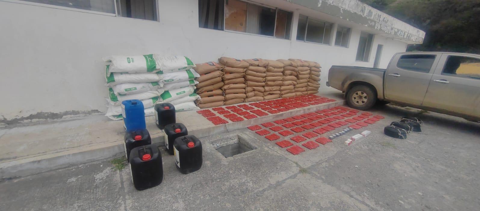 Dinamita incautada en Ecuador