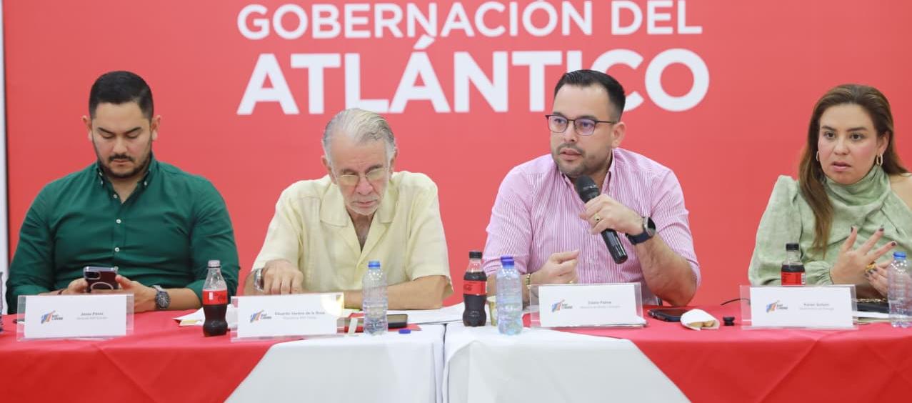 El gobernador Eduardo Verano y el ministro de Minas y Energía, Edwin Palma.